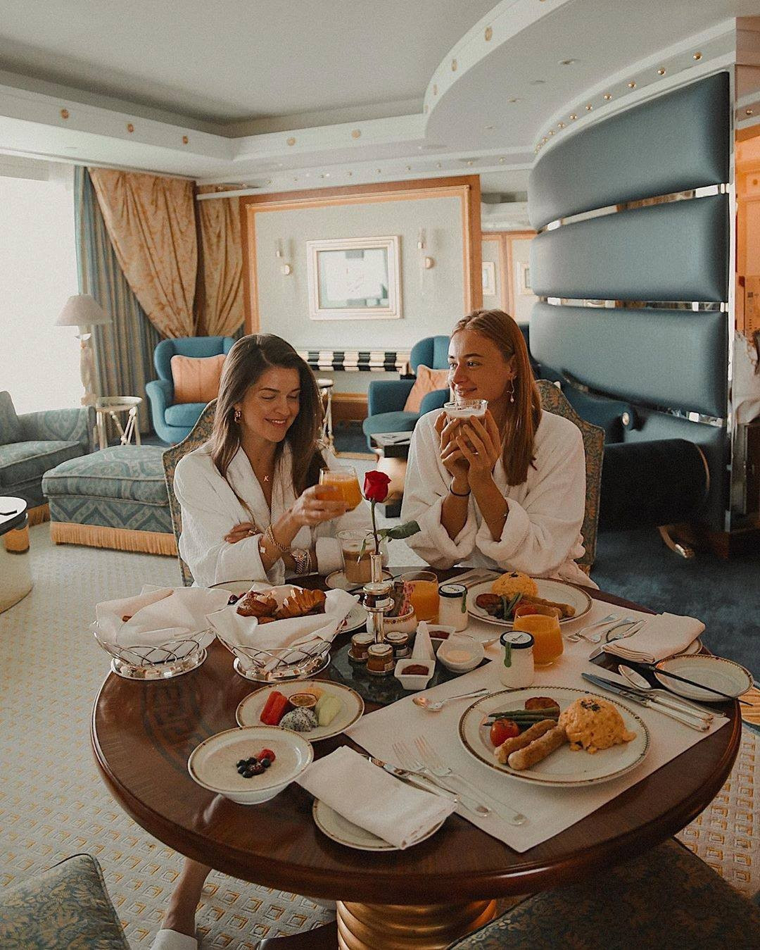 H&eacute; lộ về kh&aacute;ch sạn d&agrave;nh cho giới si&ecirc;u gi&agrave;u vừa bốc ch&aacute;y ở Dubai- Ảnh 9.