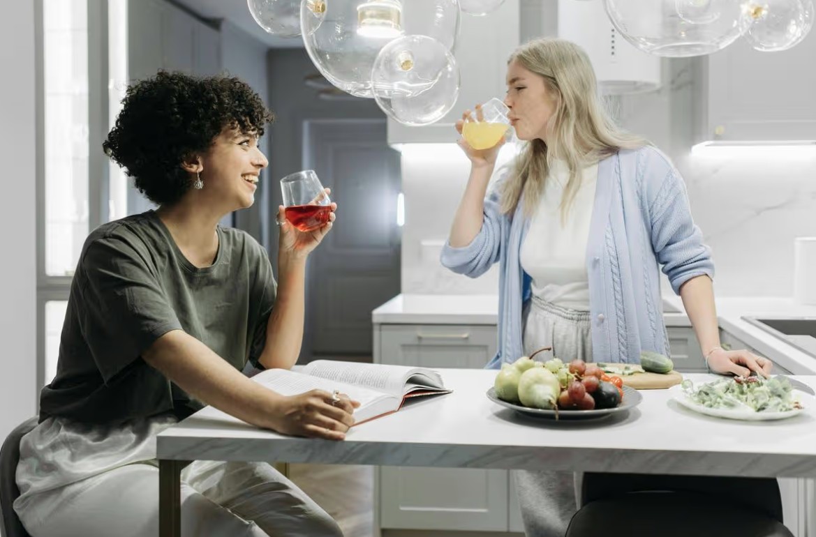 5 h&agrave;nh động m&agrave; ung thư &ldquo;rất sợ&rdquo;: L&agrave;m đ&uacute;ng th&igrave; cả gia đ&igrave;nh hưởng lợi- Ảnh 2.