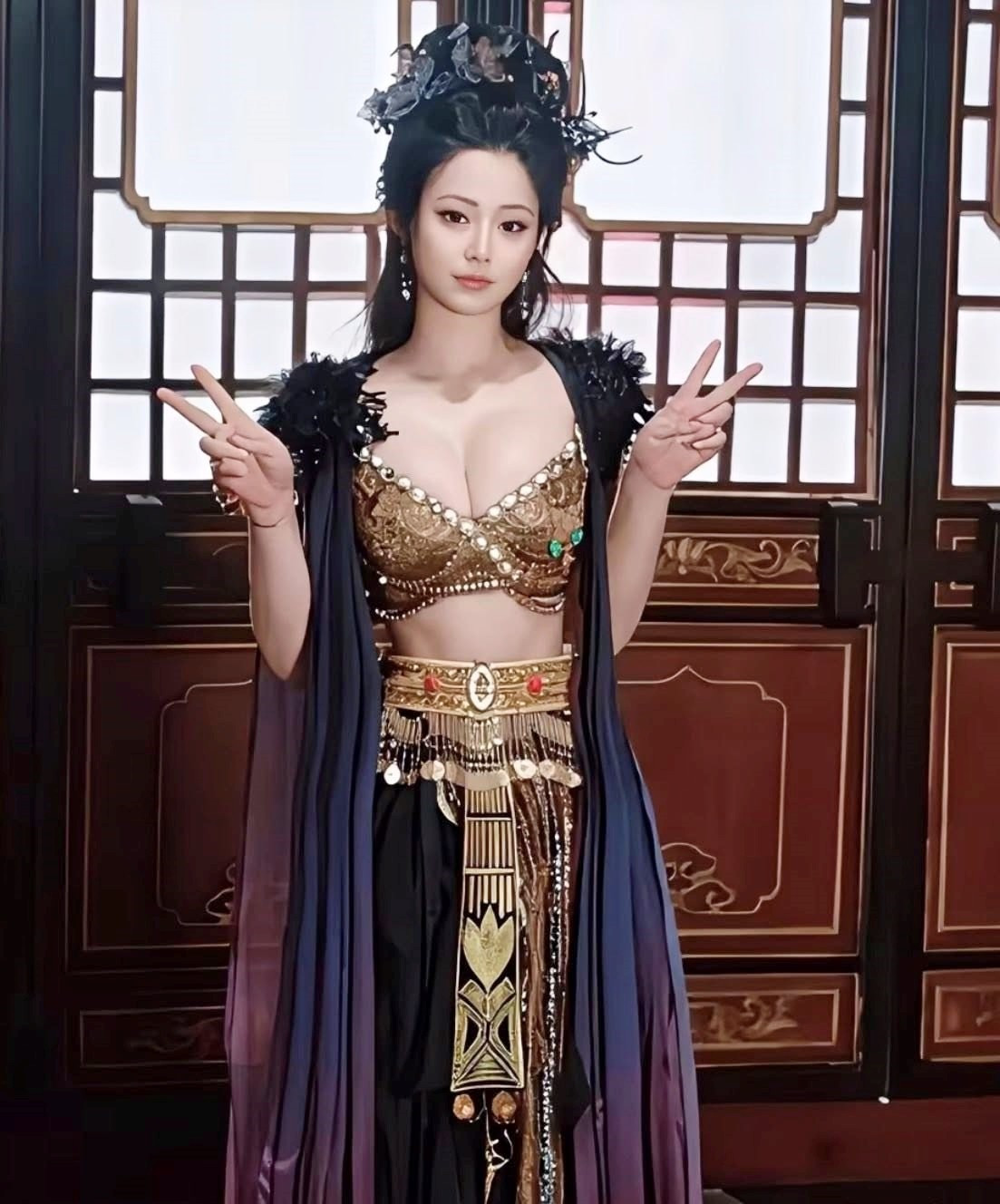 Nữ diễn vi&ecirc;n bị s&agrave;m sỡ- Ảnh 6.