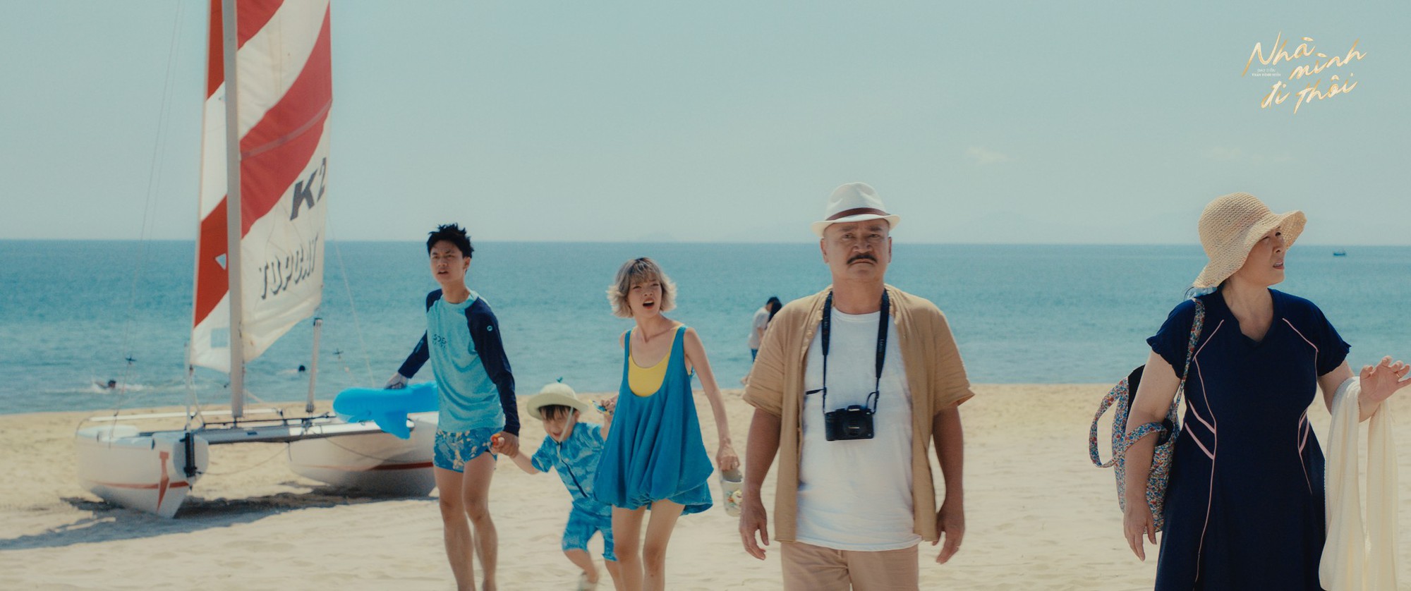 Nh&agrave; m&igrave;nh đi th&ocirc;i - bộ phim h&agrave;nh tr&igrave;nh du lịch gia đ&igrave;nh m&ugrave;a xu&acirc;n m&agrave; bạn kh&ocirc;ng thể bỏ lỡ- Ảnh 1.