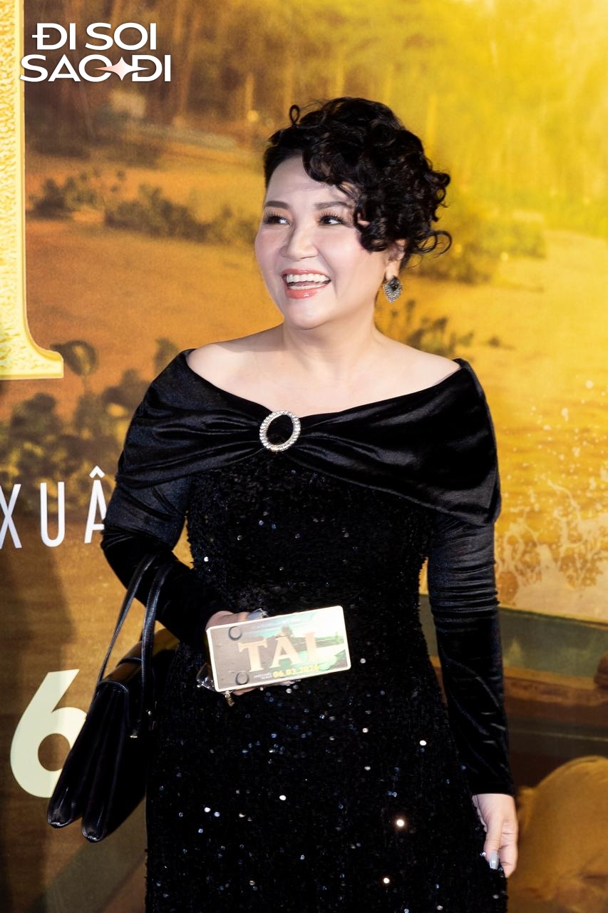 Thảm đỏ HOT nhất h&ocirc;m nay: Mỹ T&acirc;m - Mai T&agrave;i Phến mắc c&ocirc;ng khai lắm rồi, Noo Phước Thịnh - MONO so k&egrave; visual tưng bừng- Ảnh 12.