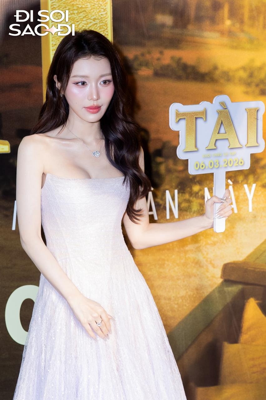 Thảm đỏ HOT nhất h&ocirc;m nay: Mỹ T&acirc;m - Mai T&agrave;i Phến mắc c&ocirc;ng khai lắm rồi, Noo Phước Thịnh - MONO so k&egrave; visual tưng bừng- Ảnh 19.