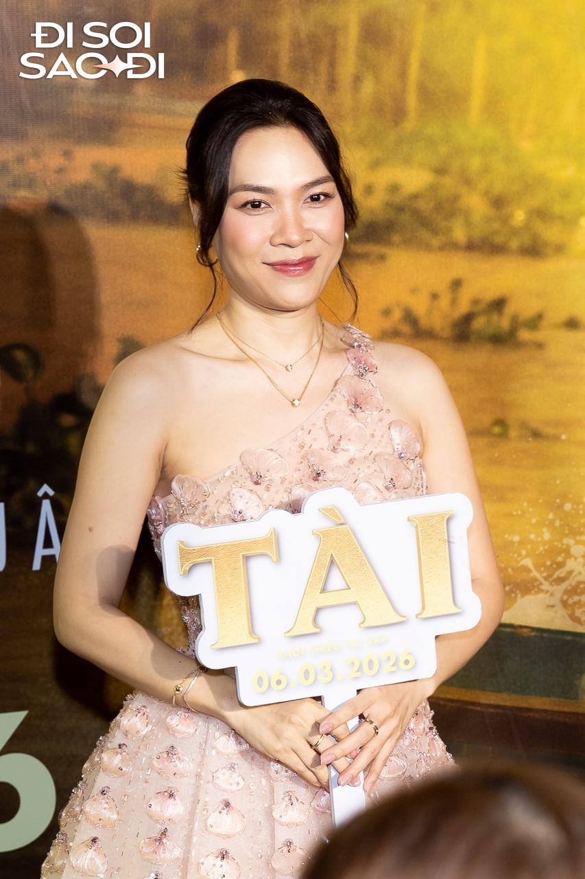 Thảm đỏ HOT nhất h&ocirc;m nay: Mỹ T&acirc;m - Mai T&agrave;i Phến mắc c&ocirc;ng khai lắm rồi, Noo Phước Thịnh - MONO so k&egrave; visual tưng bừng- Ảnh 2.