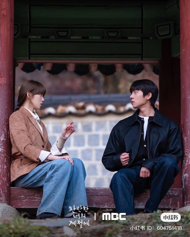 Nữ thần c&ocirc;ng sở 1m75 mặc đẹp nhất l&uacute;c n&agrave;y, xứng đ&aacute;ng "s&aacute;ch mẫu 2026" của d&acirc;n văn ph&ograve;ng- Ảnh 2.