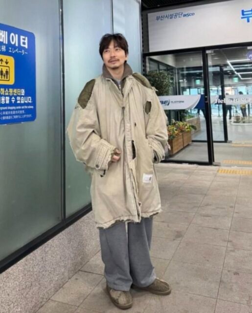 T&agrave;i tử Reply 1988 bị ch&ecirc; "giống ăn m&agrave;y", b&oacute;c đến gi&aacute; chiếc &aacute;o mới ngỡ ng&agrave;ng!- Ảnh 1.