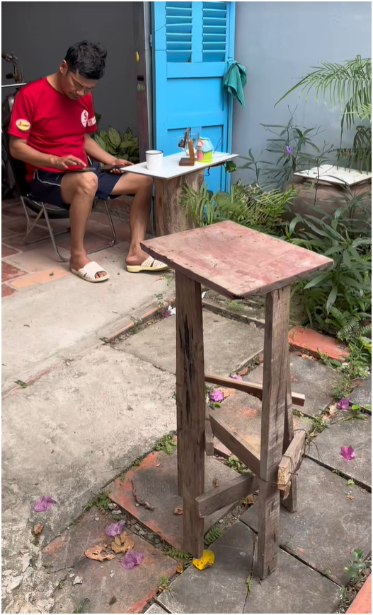 "Tiết Cương keo kiệt" l&ecirc;n hot search, vợ k&eacute;m 26 tuổi phơi b&agrave;y lu&ocirc;n loạt sự thật trong căn nh&agrave; cấp 4 ở T&acirc;y Ninh- Ảnh 2.