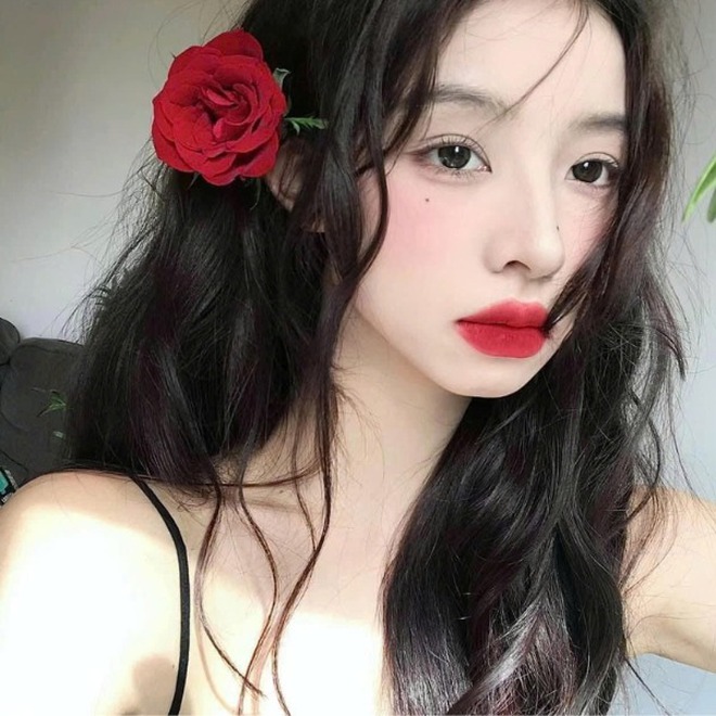 5 thỏi son "nũng nịu" v&ocirc; c&ugrave;ng, n&agrave;ng diện 8/3 th&igrave; xinh đỉnh n&oacute;c- Ảnh 6.