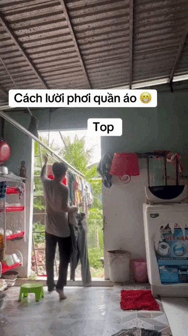 1 thanh ni&ecirc;n phơi quần &aacute;o khiến cả c&otilde;i mạng cho&aacute;ng: 100 triệu người chỉ 1 người nghĩ ra!- Ảnh 1.