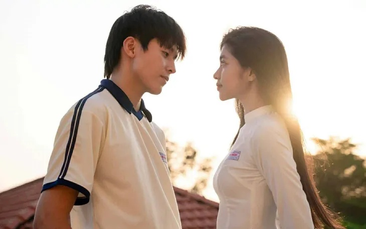 &Aacute; hậu Việt sượng tr&acirc;n khi bị y&ecirc;u cầu bỏ tiền t&uacute;i mua 200 v&eacute; xem phim, netizen nh&igrave;n gia cảnh kh&oacute; khăn m&agrave; thương- Ảnh 4.