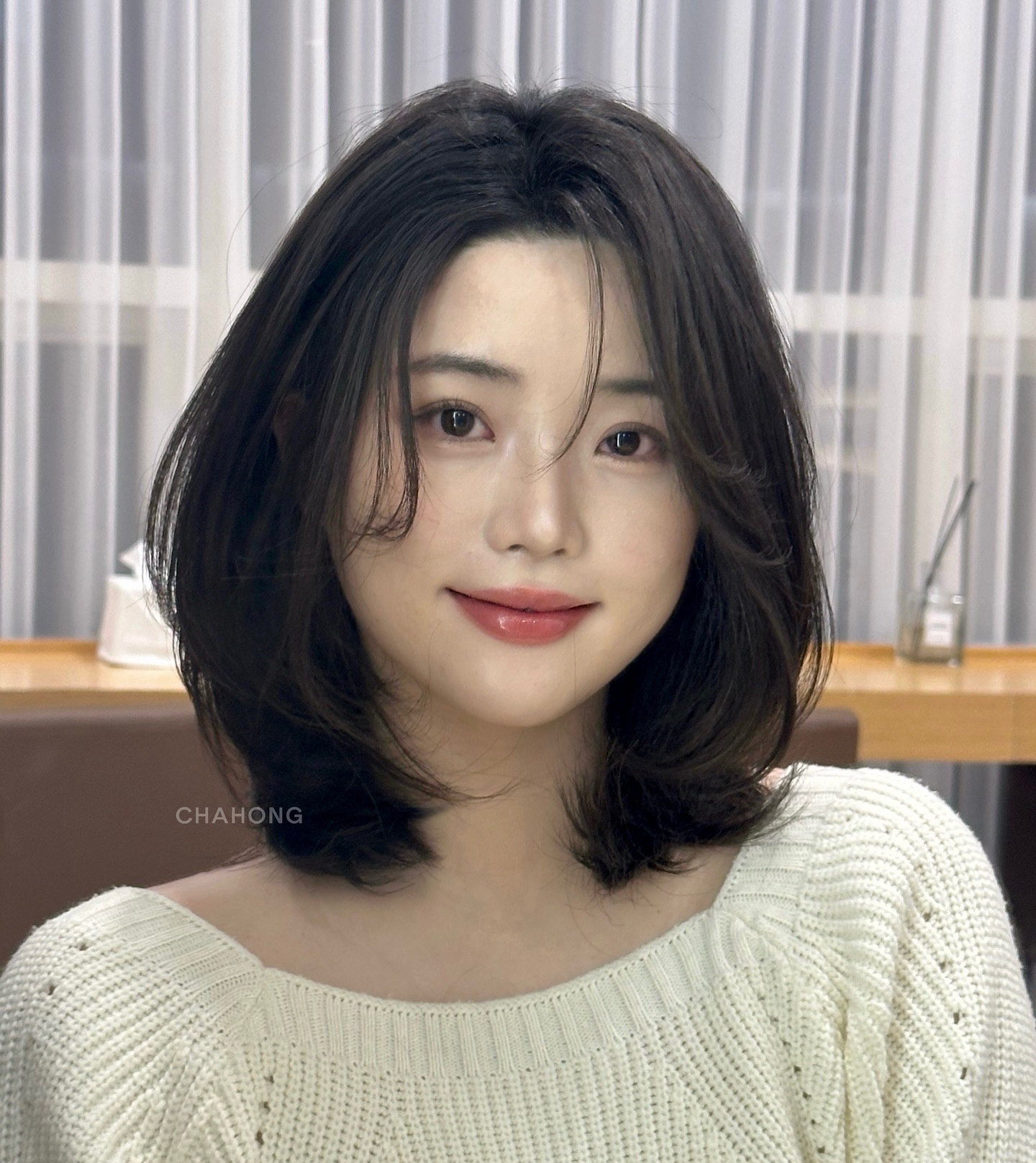 5 kiểu t&oacute;c ngắn đẹp ho&agrave;n hảo d&agrave;nh cho khu&ocirc;n mặt tr&ograve;n, cắt xong h&egrave; n&agrave;y xinh xuất sắc- Ảnh 9.