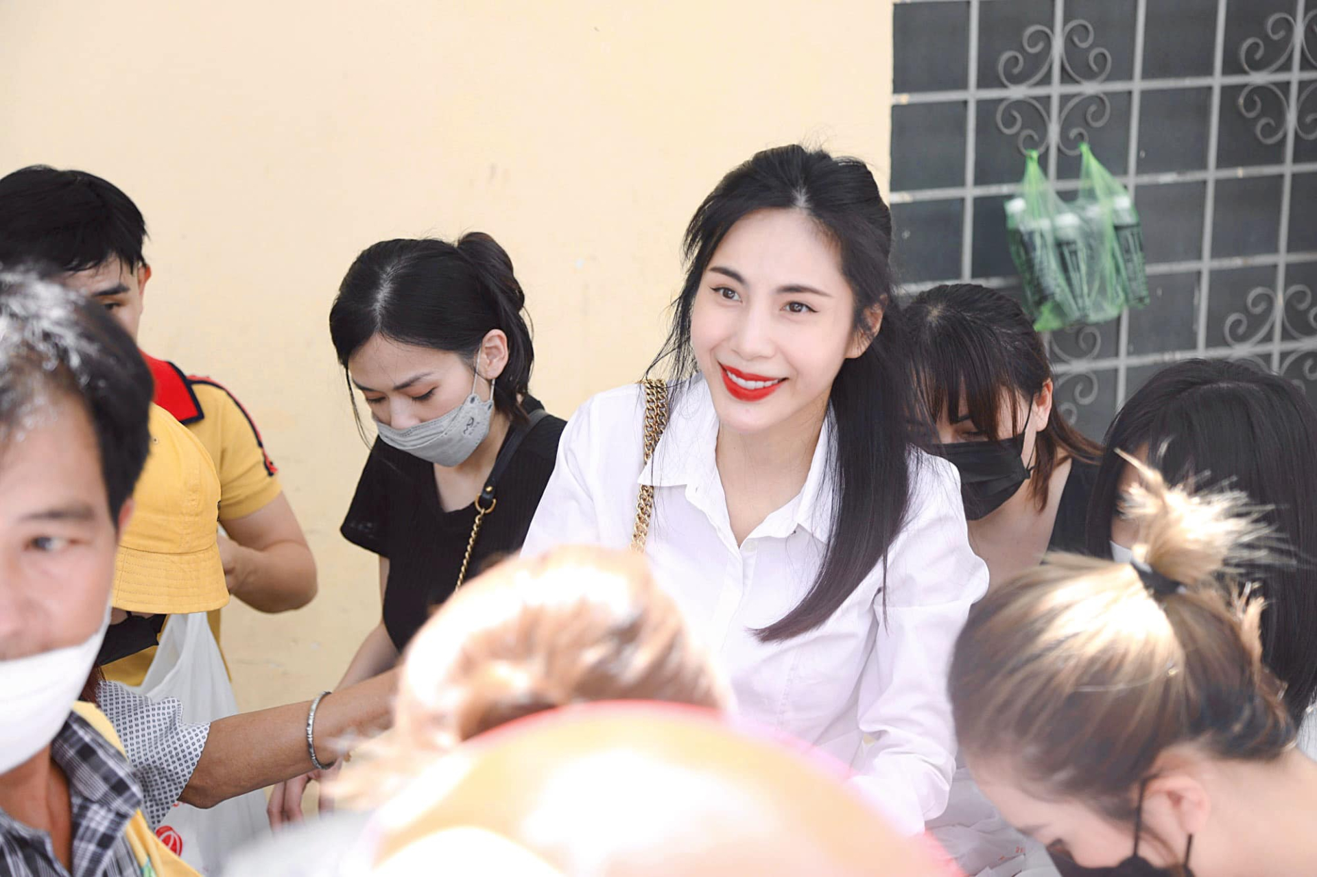 Thủy Ti&ecirc;n hiện ra sao sau 6 năm vướng ồn &agrave;o 178 tỷ đồng từ thiện?- Ảnh 5.