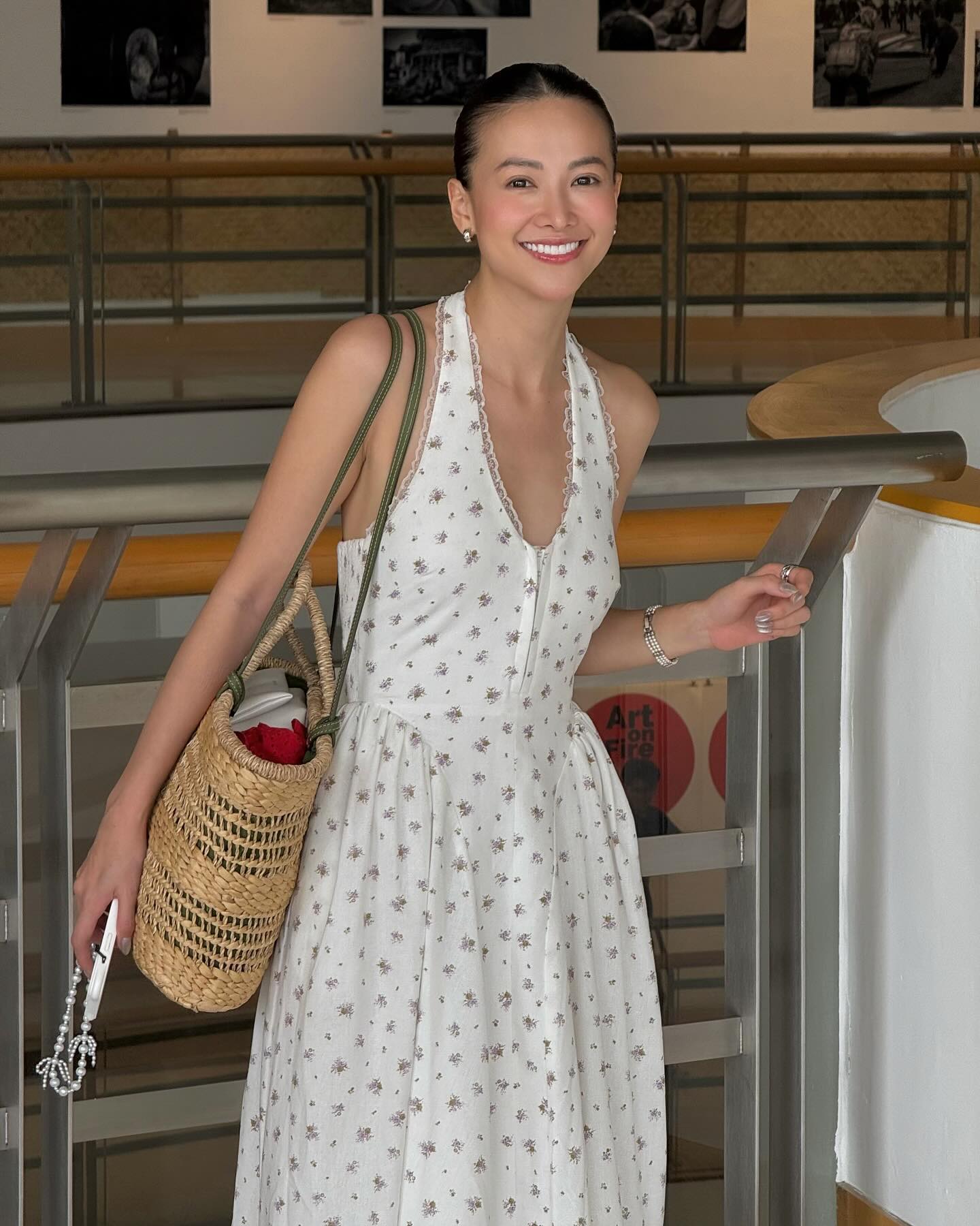 Khen m&atilde;i kh&ocirc;ng thấy đủ style mặc v&aacute;y m&ugrave;a h&egrave; xinh ngất ng&acirc;y của một mỹ nh&acirc;n- Ảnh 6.