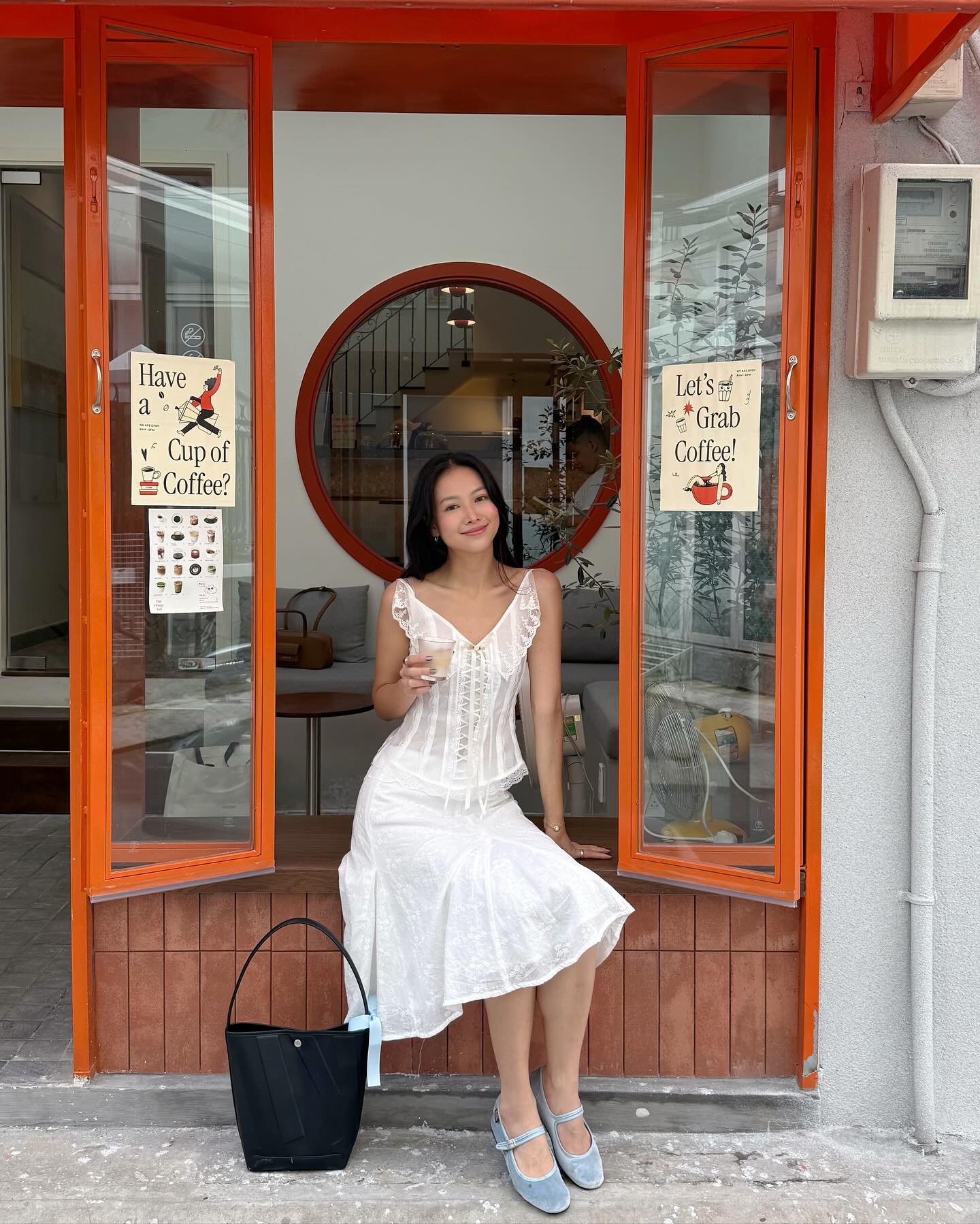 Khen m&atilde;i kh&ocirc;ng thấy đủ style mặc v&aacute;y m&ugrave;a h&egrave; xinh ngất ng&acirc;y của một mỹ nh&acirc;n- Ảnh 2.