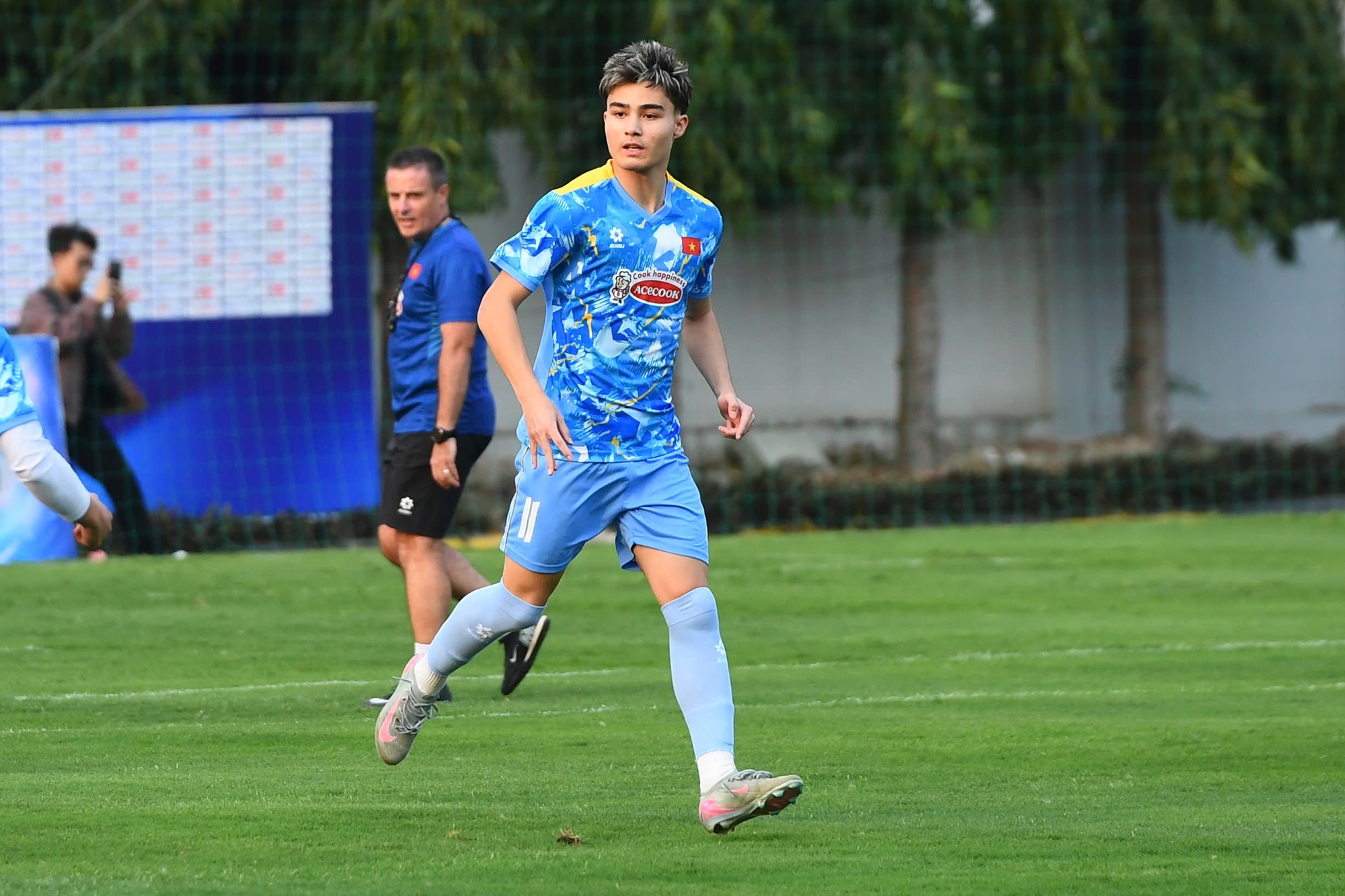 Moric - "tiểu Modric" về U23 Việt Nam, nhắc thẳng t&ecirc;n Đ&igrave;nh Bắc- Ảnh 2.