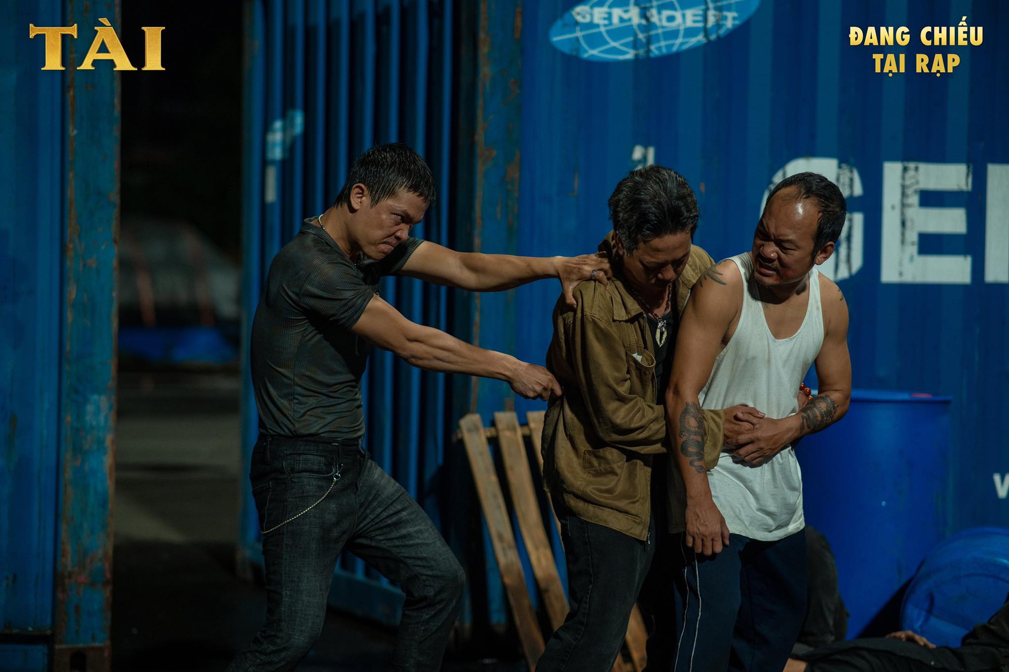 Nam diễn viên Việt duy nhất đóng 5 phim trăm tỷ trong 1 năm, diễn hay miễn bàn nhưng nhìn mặt là rén liền- Ảnh 4. Nam diễn viên Việt duy nhất đóng 5 phim trăm tỷ trong 1 năm, diễn hay miễn bàn nhưng nhìn mặt là rén liền- Ảnh 4.