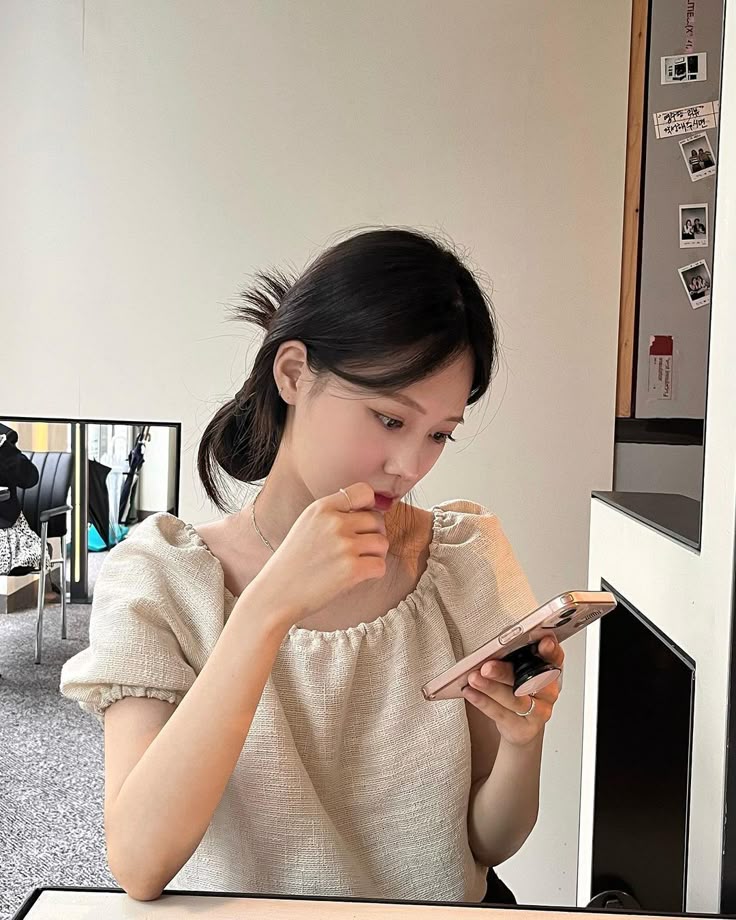 X&ocirc;n xao b&agrave;i đăng thất nghiệp ở H&agrave; Nội, mẹ 2 con đi dọn nh&agrave; kiếm 80 ngh&igrave;n/tiếng, lấy hết can đảm xin đồ ăn miễn ph&iacute;- Ảnh 3.