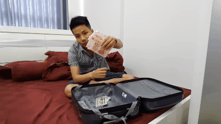 Người kiếm tiền vượt Sơn T&ugrave;ng M-TP, c&oacute; 2 tỷ mỗi ng&agrave;y đ&atilde; tuy&ecirc;n bố ph&aacute; sản: T&igrave;nh h&igrave;nh hiện tại- Ảnh 4.