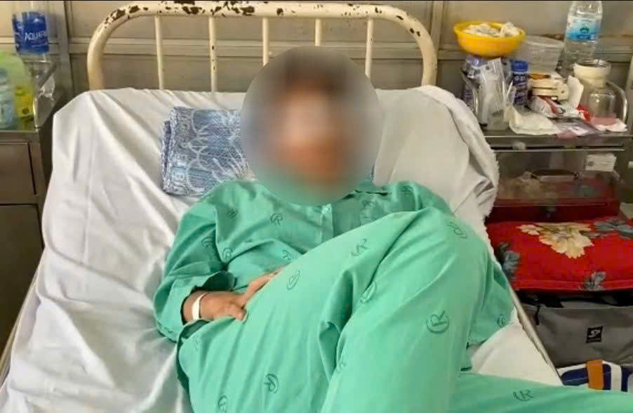 Nguyên nhân vụ nam sinh bị đánh hội đồng phải nhập viện ở TPHCM- Ảnh 1. Nguyên nhân vụ nam sinh bị đánh hội đồng phải nhập viện ở TPHCM- Ảnh 1.