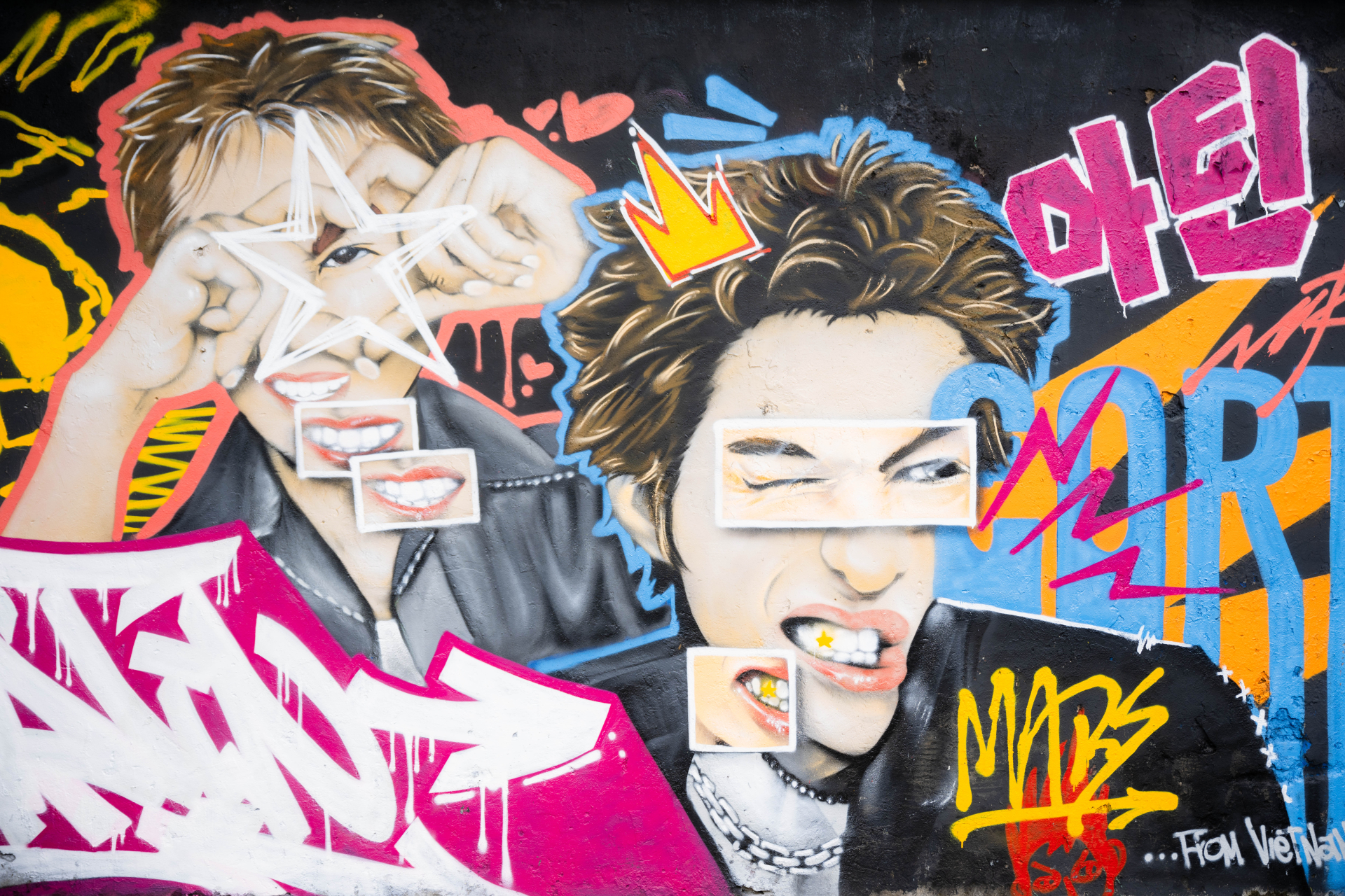 Xuất hiện bức tường vẽ nam thần 1m9 cực xịn giữa H&agrave; Nội, chiều n&agrave;o cũng thấy k&iacute;n đặc n&agrave;ng thơ- Ảnh 1.