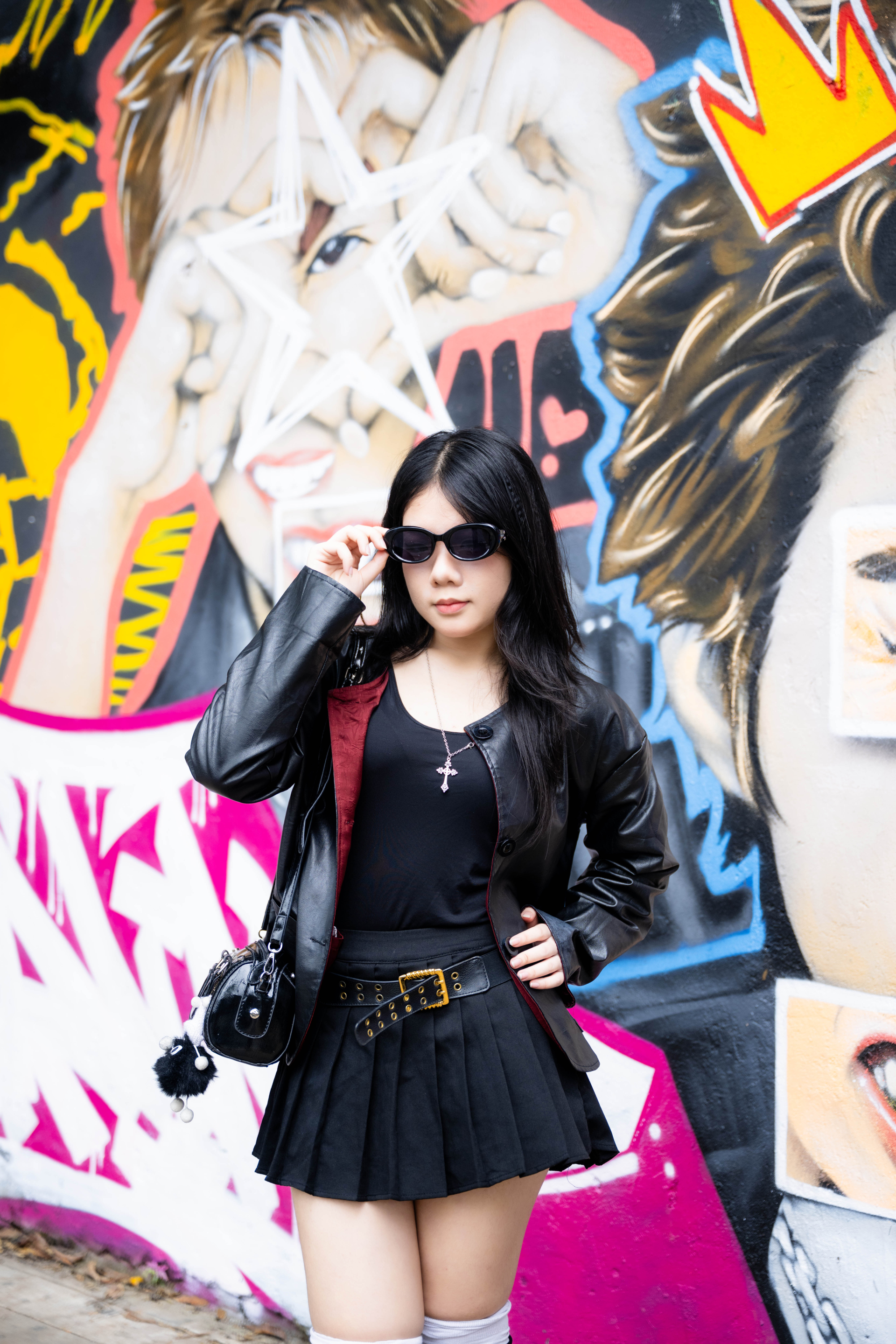 Xuất hiện bức tường vẽ nam thần 1m9 cực xịn giữa H&agrave; Nội, chiều n&agrave;o cũng thấy k&iacute;n đặc n&agrave;ng thơ- Ảnh 9.