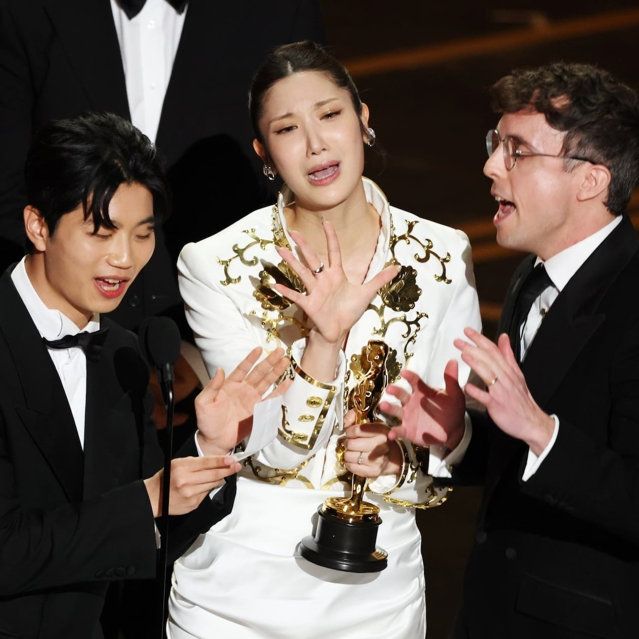 C&uacute; lội ngược d&ograve;ng của giọng h&aacute;t bị chối bỏ- Ảnh 4.