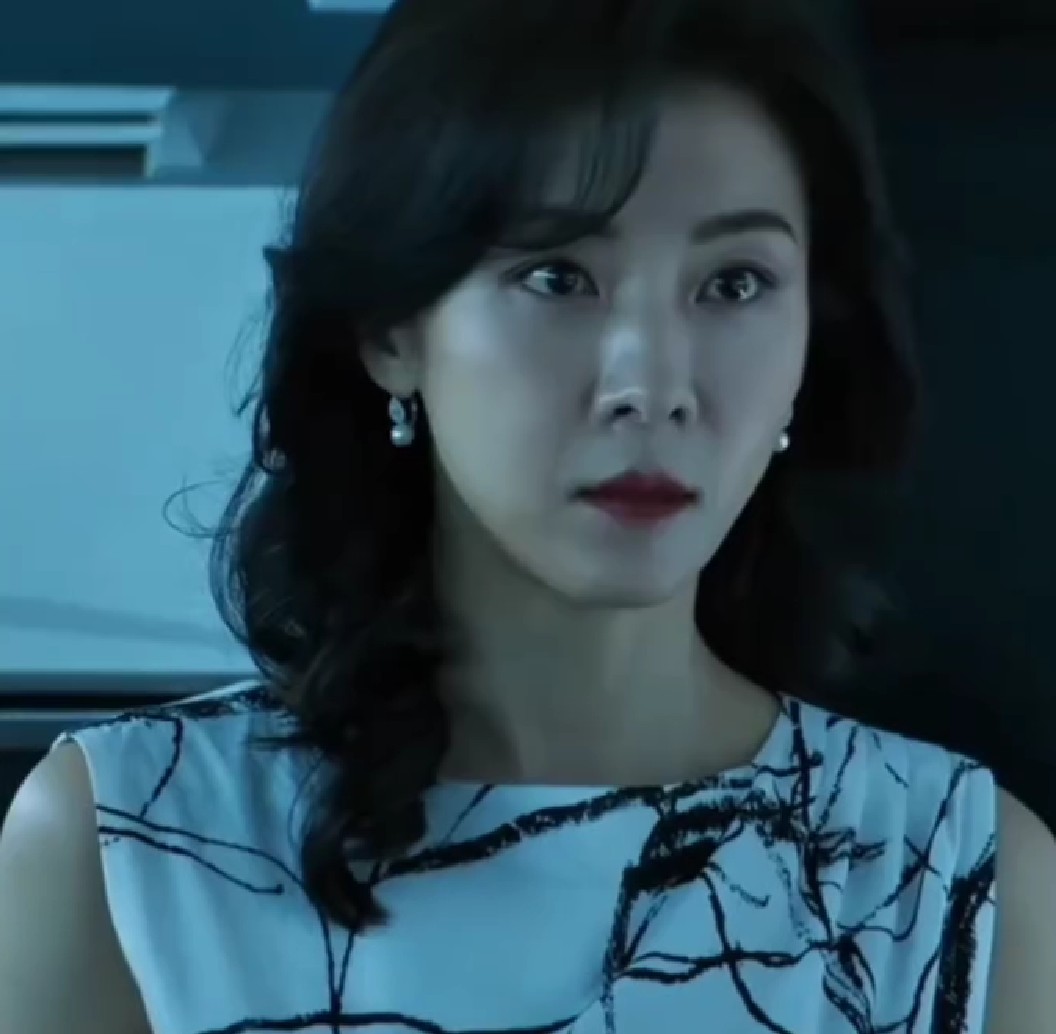 Trần đời chưa thấy diễn vi&ecirc;n đ&oacute;ng thế n&agrave;o đẹp hơn cả minh tinh hạng A thế n&agrave;y, uổng ph&iacute; nhan sắc xứng tầm b&aacute;u vật- Ảnh 2.