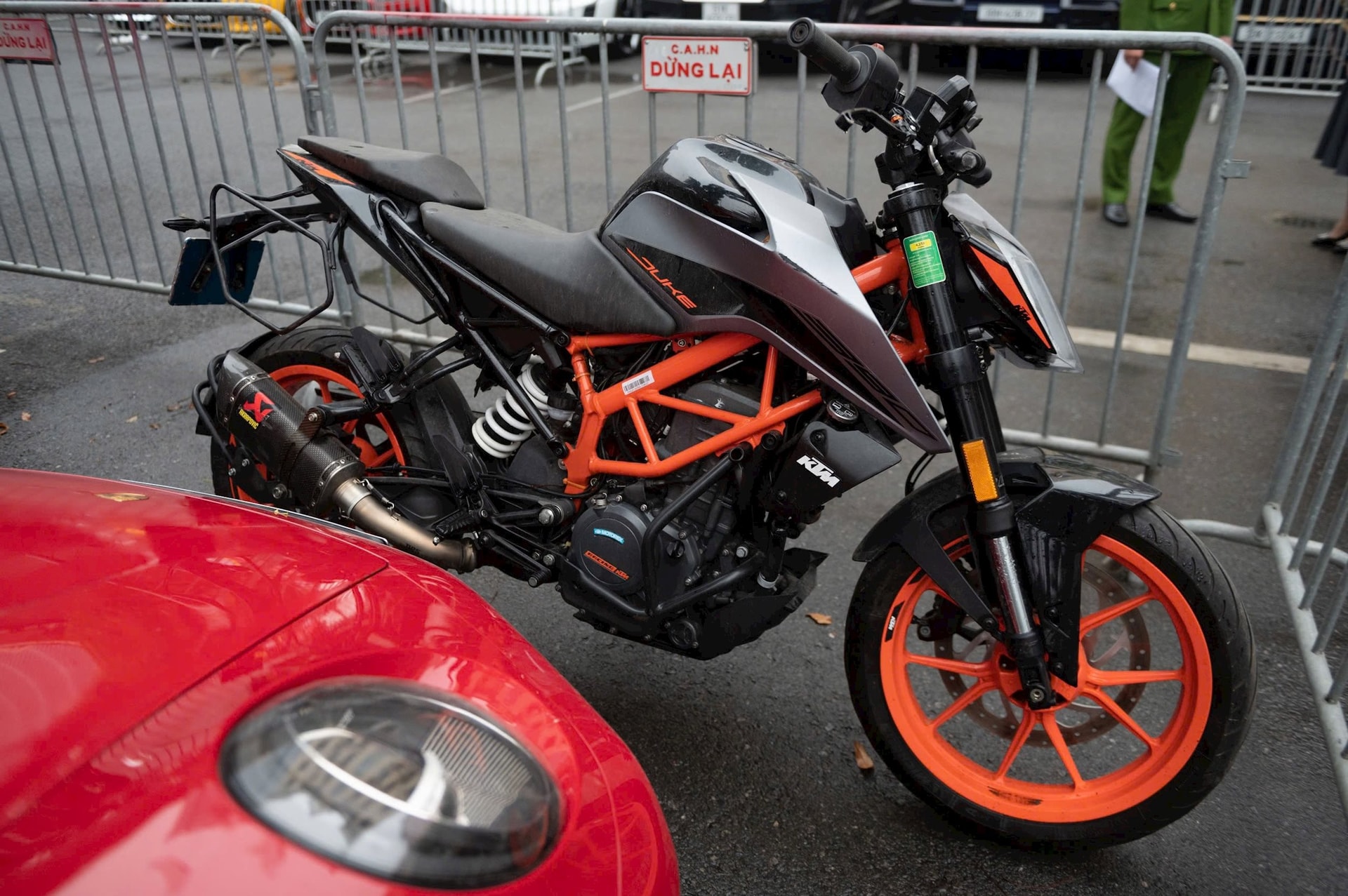 Cận cảnh khối t&agrave;i sản g&acirc;y cho&aacute;ng của Mr Pips: 41 &ocirc; t&ocirc; hạng sang, 45 sổ đỏ, hơn 1.000 miếng v&agrave;ng,... bị k&ecirc; bi&ecirc;n- Ảnh 13.