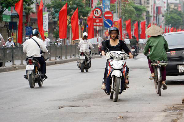 Phạt đến 40 triệu đồng với vi phạm giao th&ocirc;ng nhiều người hay mắc phải- Ảnh 1.