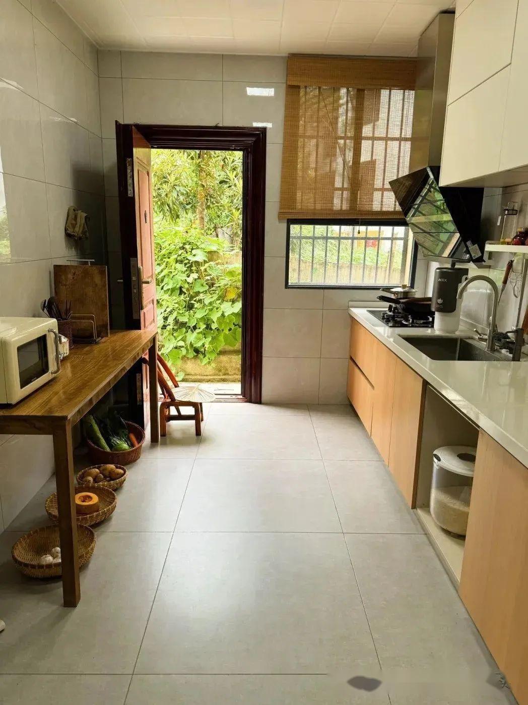 27 tuổi bỏ phố về qu&ecirc; x&acirc;y nh&agrave; 250m&sup2;: B&agrave;i to&aacute;n t&agrave;i ch&iacute;nh khiến nhiều người bất ngờ - sống &ldquo;rộng r&atilde;i&rdquo; với chi ph&iacute; thấp hơn căn hộ th&agrave;nh phố- Ảnh 6.