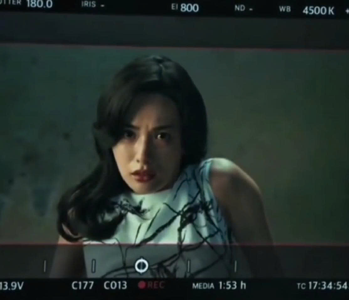 Trần đời chưa thấy diễn vi&ecirc;n đ&oacute;ng thế n&agrave;o đẹp hơn cả minh tinh hạng A thế n&agrave;y, uổng ph&iacute; nhan sắc xứng tầm b&aacute;u vật- Ảnh 3.