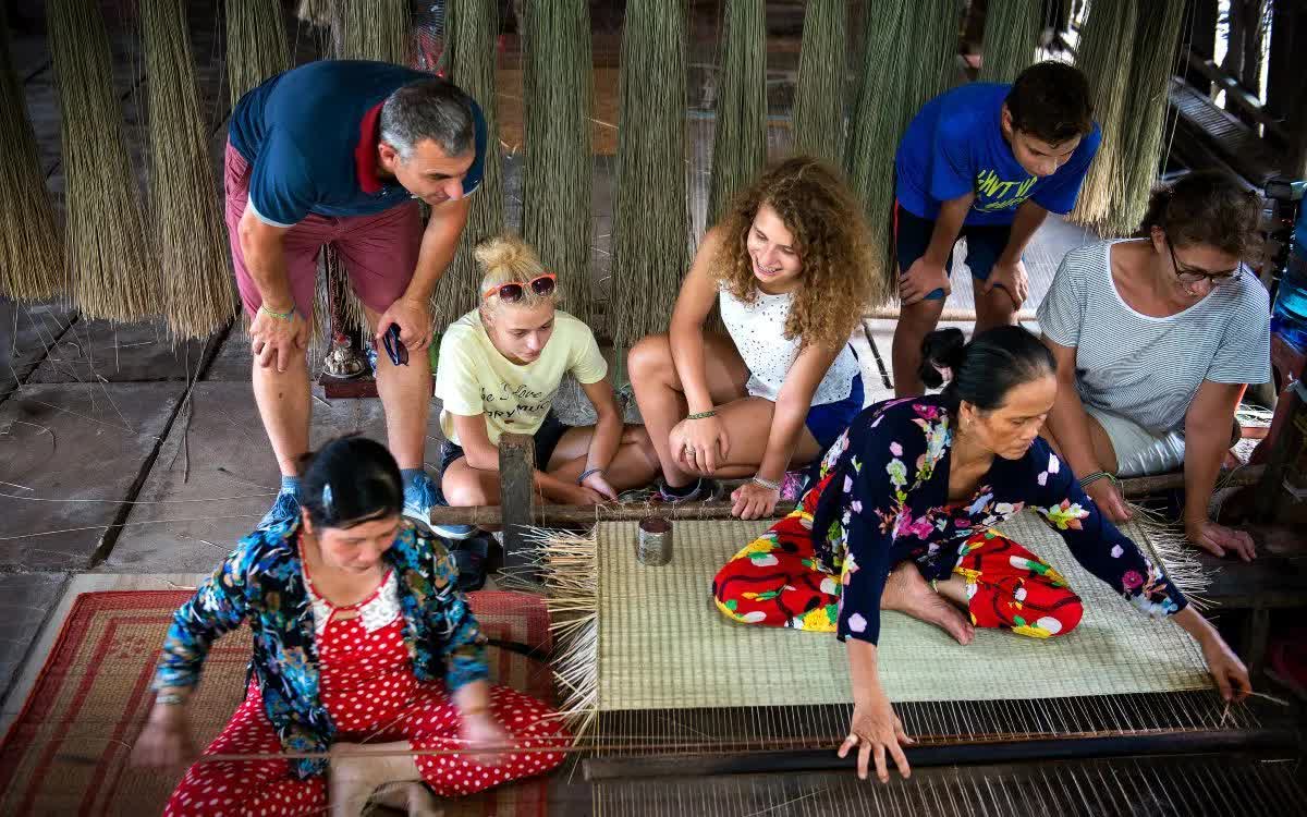 Kh&aacute;ch quốc tế đến Việt Nam đầu năm 2026 tăng đều- Ảnh 1.