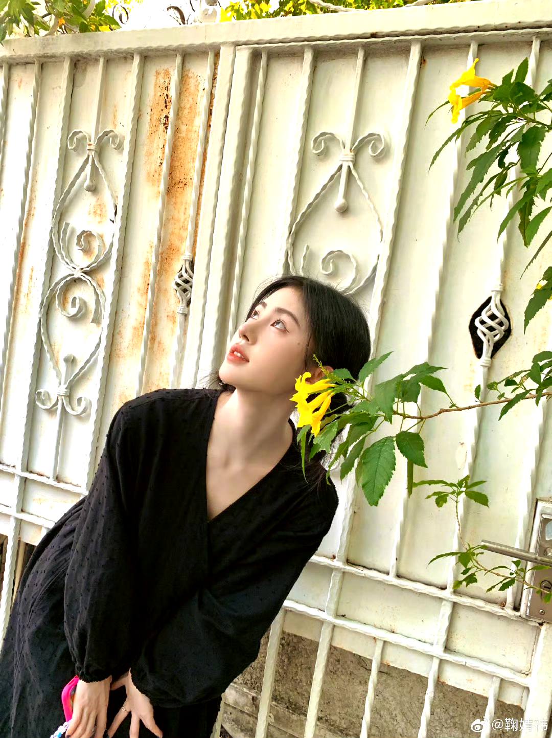 Mỹ nữ Cbiz l&ugrave;n tịt nhưng c&oacute; chi&ecirc;u hack chiều cao l&ecirc;n 1m70 trong 1 nốt nhạc- Ảnh 14.