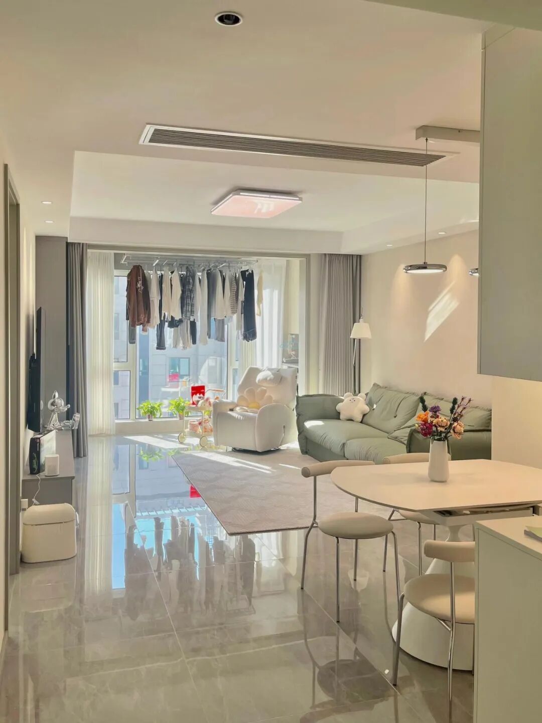 Nh&agrave; đẹp đến mấy cũng h&oacute;a "rẻ tiền" nếu giữ 6 th&oacute;i quen n&agrave;y- Ảnh 3.