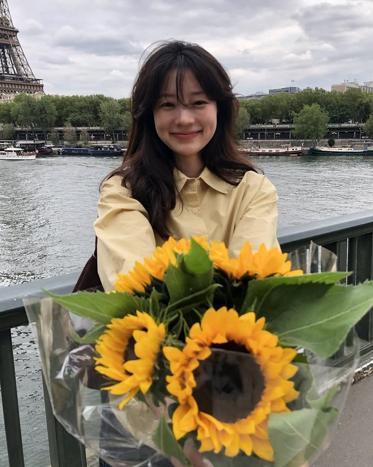 &ldquo;Lỡ cả đời kh&ocirc;ng rực rỡ th&igrave; sao&rdquo; so với &ldquo;đ&atilde; từng xuất ch&uacute;ng nhưng hiện tại th&igrave; kh&ocirc;ng&rdquo;, c&aacute;i n&agrave;o hối tiếc hơn?- Ảnh 3.