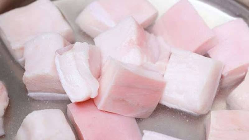 Người phụ nữ 57 tuổi dùng mỡ lợn nấu ăn suốt 3 năm, đi khám sức khoẻ bác sĩ ngạc nhiên hỏi: "Chị đã làm gì?"- Ảnh 1. Người phụ nữ 57 tuổi dùng mỡ lợn nấu ăn suốt 3 năm, đi khám sức khoẻ bác sĩ ngạc nhiên hỏi: "Chị đã làm gì?"- Ảnh 1.