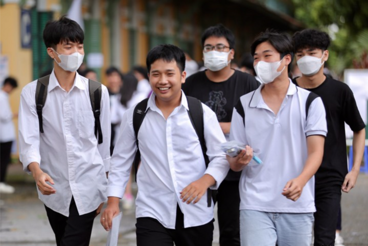 Bộ GD&ĐT đổi quy tr&igrave;nh x&eacute;t tuyển: Đăng k&yacute; một lần, tối đa 15 nguyện vọng- Ảnh 1.