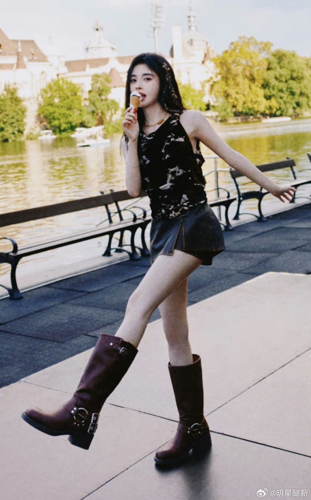 Mỹ nữ Cbiz l&ugrave;n tịt nhưng c&oacute; chi&ecirc;u hack chiều cao l&ecirc;n 1m70 trong 1 nốt nhạc- Ảnh 9.