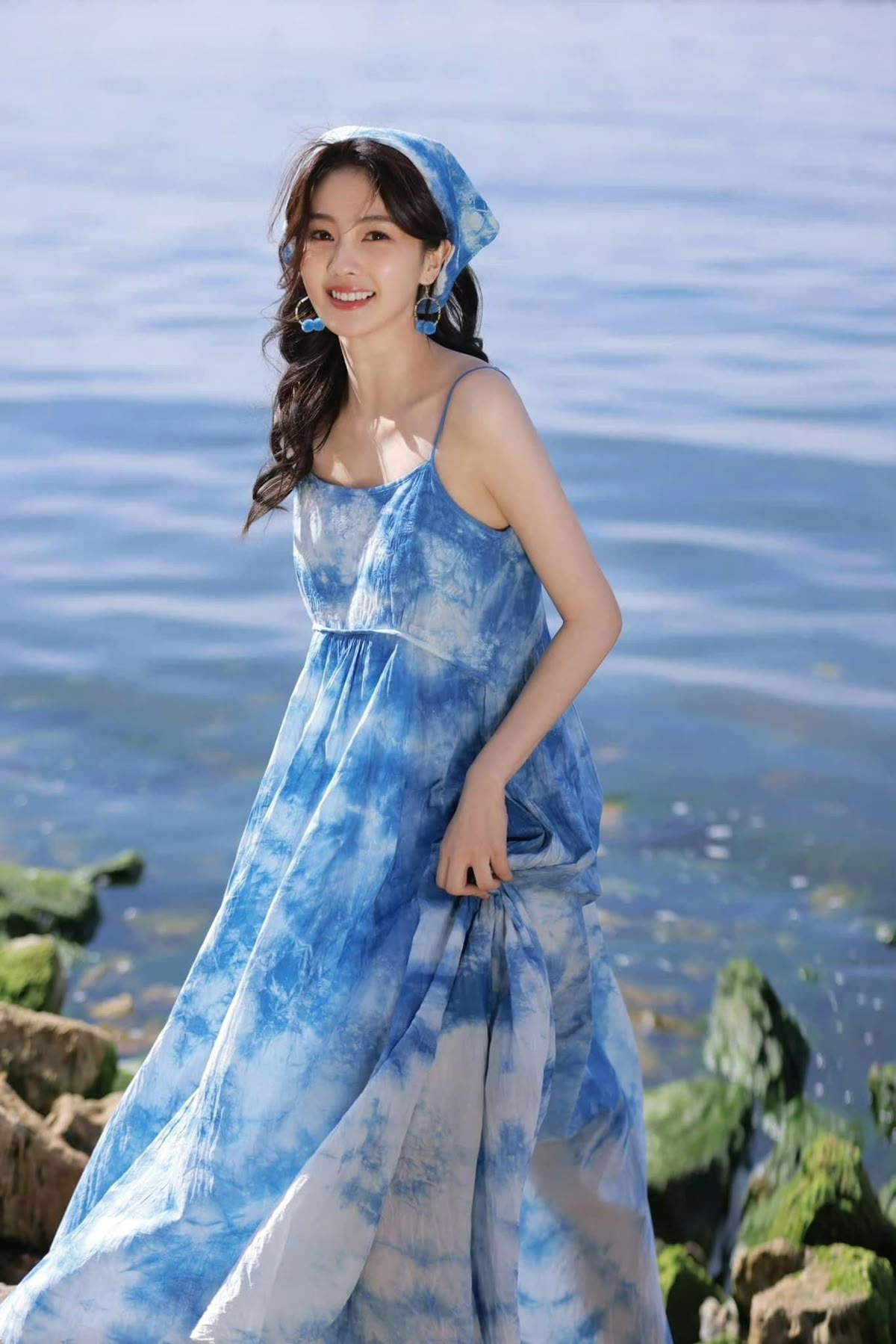 Mỹ nh&acirc;n Cbiz 31 tuổi mặc đẹp kh&ocirc;ng trượt ph&aacute;t n&agrave;o, bảo sao g&aacute;i trẻ thi nhau copy- Ảnh 4.