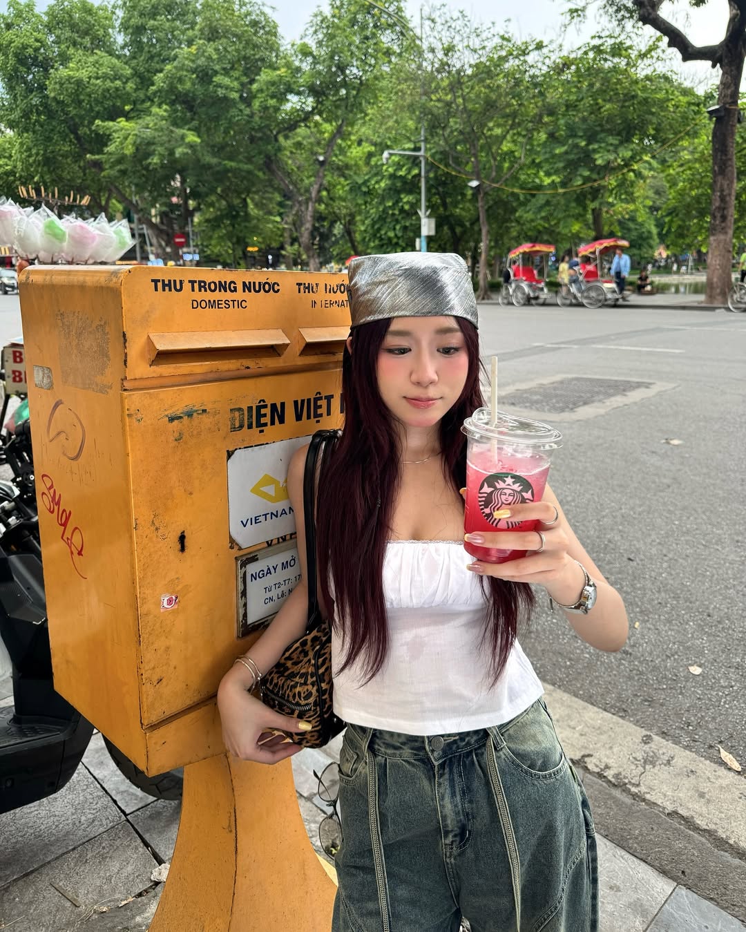 Mỹ nữ cao 1m49 nổi khắp TikTok v&igrave; s&agrave;nh điệu: Chưa bao giờ mặc xấu, chưa một lần chậm trend- Ảnh 9.