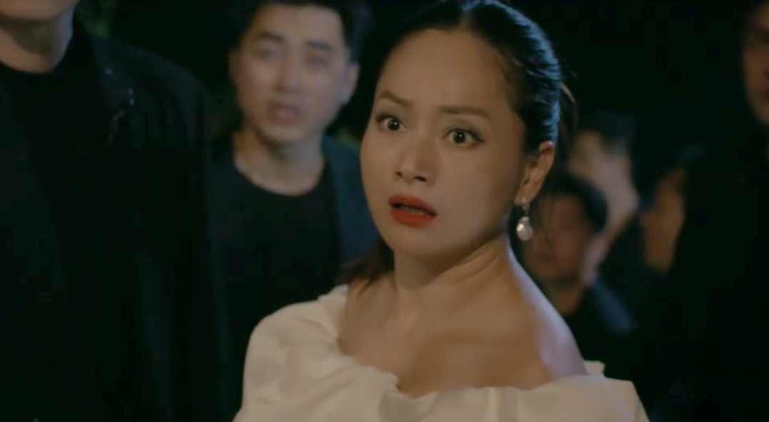 Phim Việt g&acirc;y sốc v&igrave; ngập cảnh 18+ vượt mức cho ph&eacute;p, xem tới đ&acirc;u đỏ mặt tới đ&oacute;- Ảnh 4.