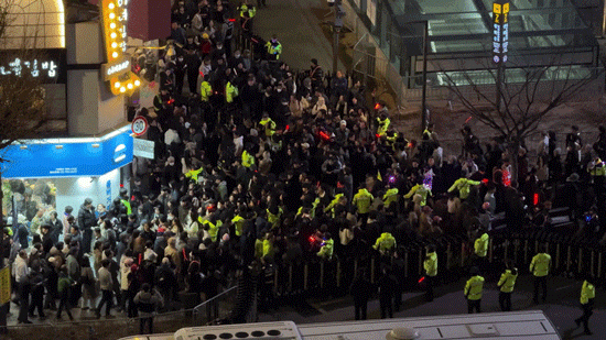 Sự thật về con số 260.000 người sẽ dự concert của BTS!- Ảnh 6. Sự thật về con số 260.000 người sẽ dự concert của BTS!- Ảnh 6.