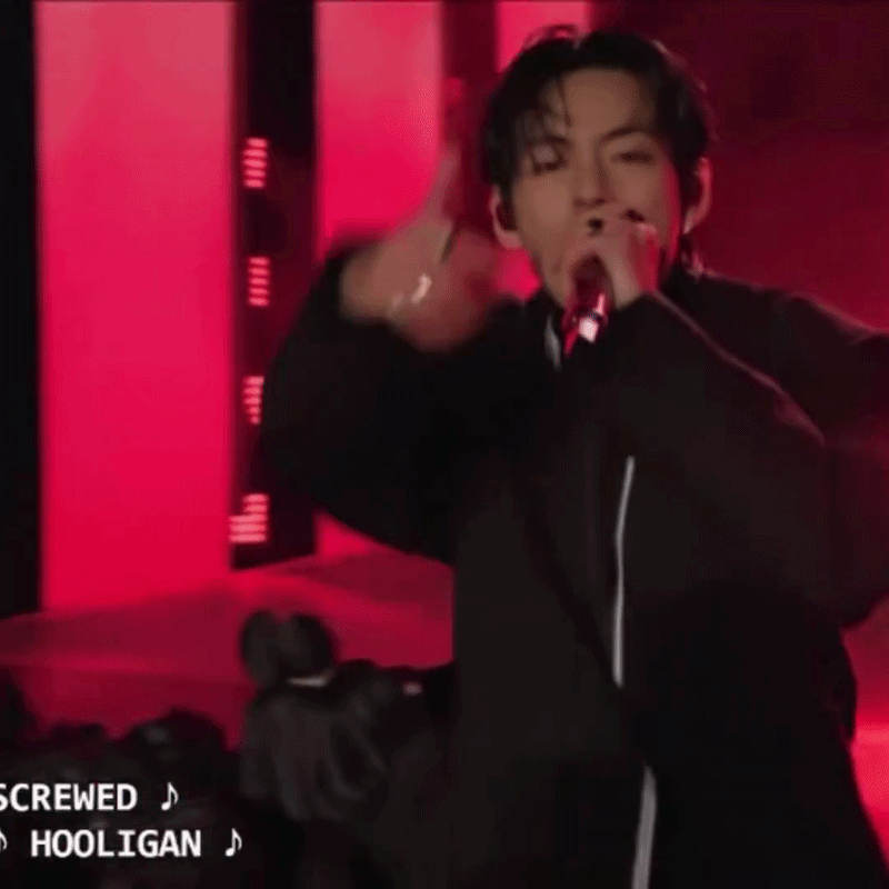 Zoom cận visual Jung Kook - V ở concert Gwanghwamun: Nhan sắc kh&ocirc;ng vết gợn xước, đ&uacute;ng l&agrave; &ldquo;mỹ nam đẹp nhất thế giới&rdquo;!- Ảnh 5.