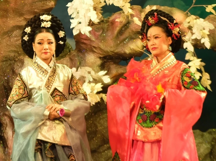 NSƯT duy nhất cả đời được gọi l&agrave; c&ocirc;ng ch&uacute;a: Visual ngọt lịm tim, như chị em sinh đ&ocirc;i với Jisoo (BLACKPINK)- Ảnh 7.