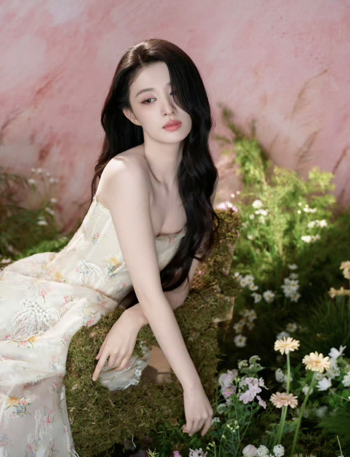 4 mỹ nh&acirc;n hợp đ&oacute;ng tiểu thư h&agrave;o m&ocirc;n nhất Trung Quốc: Cao qu&yacute; sang chảnh từ phim đến đời, kh&ocirc;ng cần phải diễn- Ảnh 6.