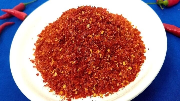 Mẹo ph&acirc;n biệt ớt bột thật với ớt bột trộn phẩm m&agrave;u- Ảnh 2.