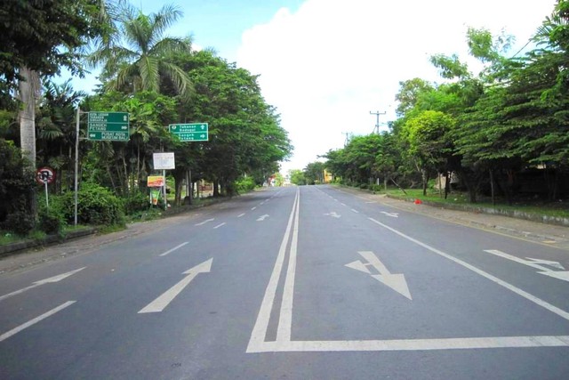 Kh&aacute;ch Việt bất ngờ khi tới Bali: Kh&ocirc;ng được ra ngo&agrave;i, kh&ocirc;ng đ&egrave;n đường, kh&ocirc;ng mua sắm - Đang c&oacute; điều g&igrave;?- Ảnh 1.