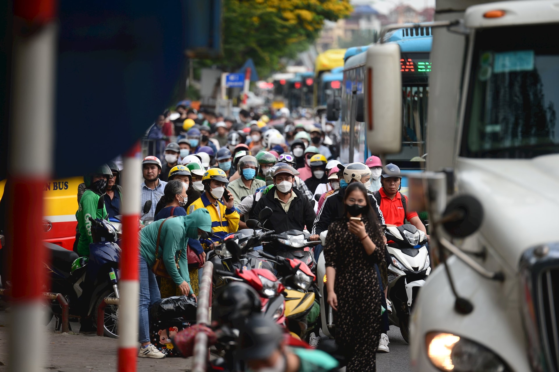 Từ 1/7/2026, xe xăng sẽ bị hạn chế đi v&agrave;o khu vực n&agrave;o của H&agrave; Nội?- Ảnh 1.