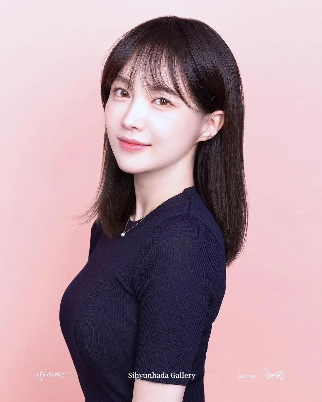 Sốc: &Aacute; hậu 9X cố tự tử khi đang mang thai con đầu l&ograve;ng- Ảnh 1.