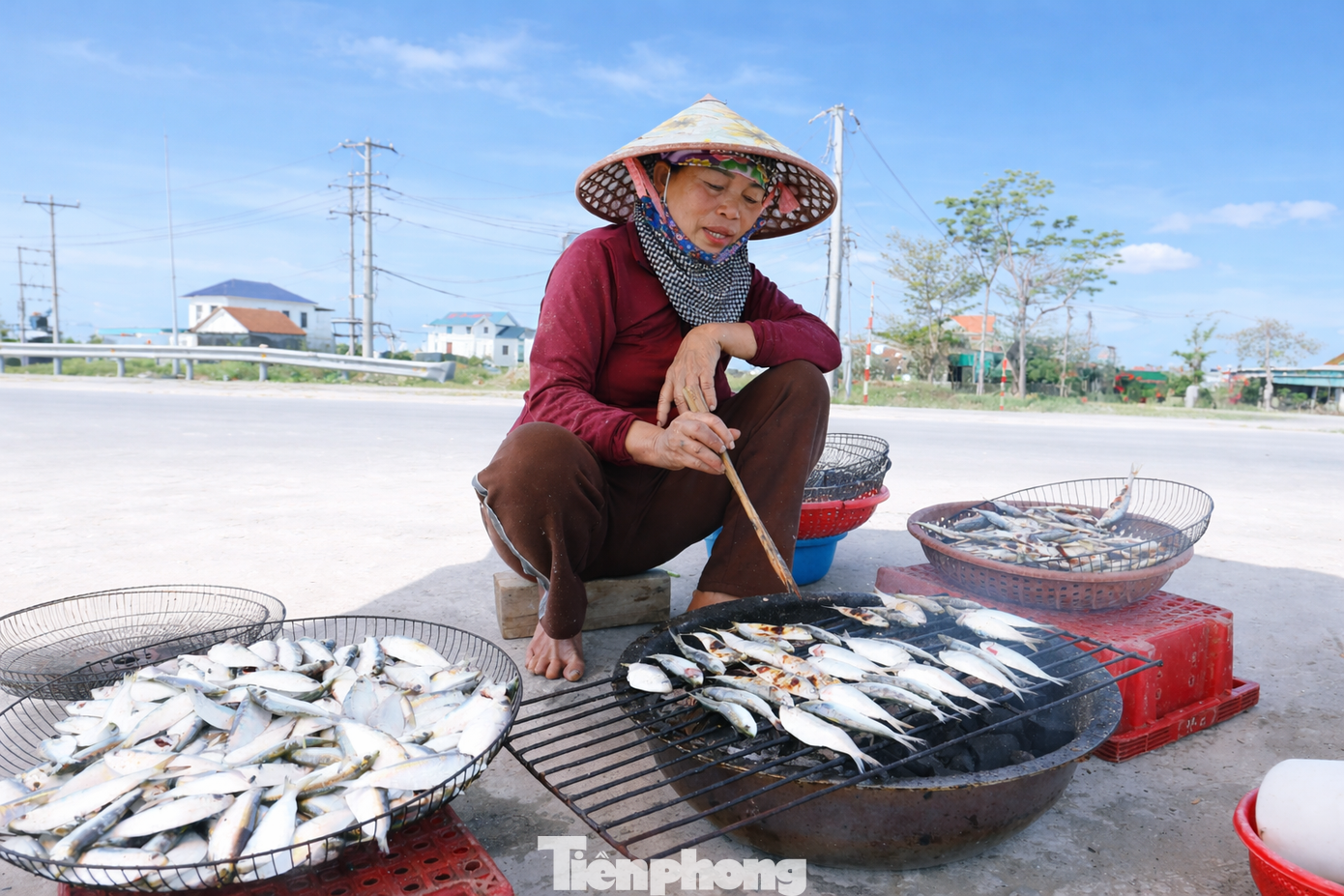 Du kh&aacute;ch 'ph&aacute;t sốt' với c&aacute; tr&iacute;ch nướng b&atilde;i biển- Ảnh 3.
