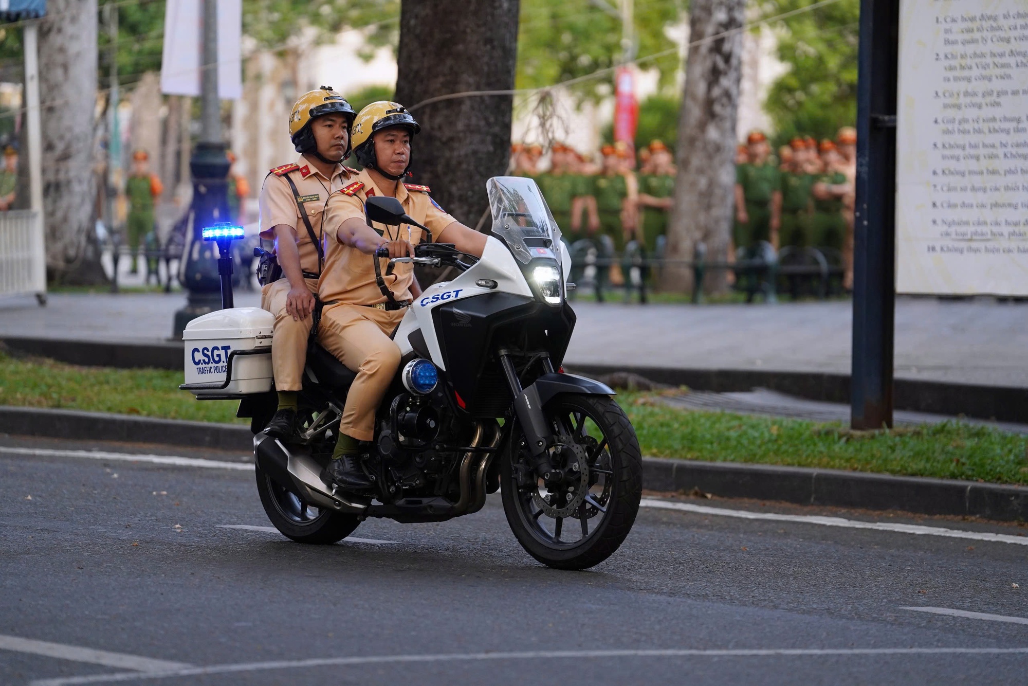 Nhiều tuyến đường trung t&acirc;m TPHCM bị cấm, hạn chế lưu th&ocirc;ng đến ng&agrave;y 22-3- Ảnh 1.